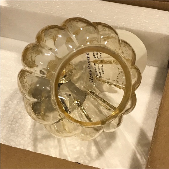 Medium Glass Pumpkin Figurine Champagne - Threshold - Picture 5 of 7